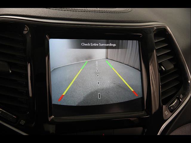 Used 2020 Jeep Cherokee Limited AWD/4WD image 14