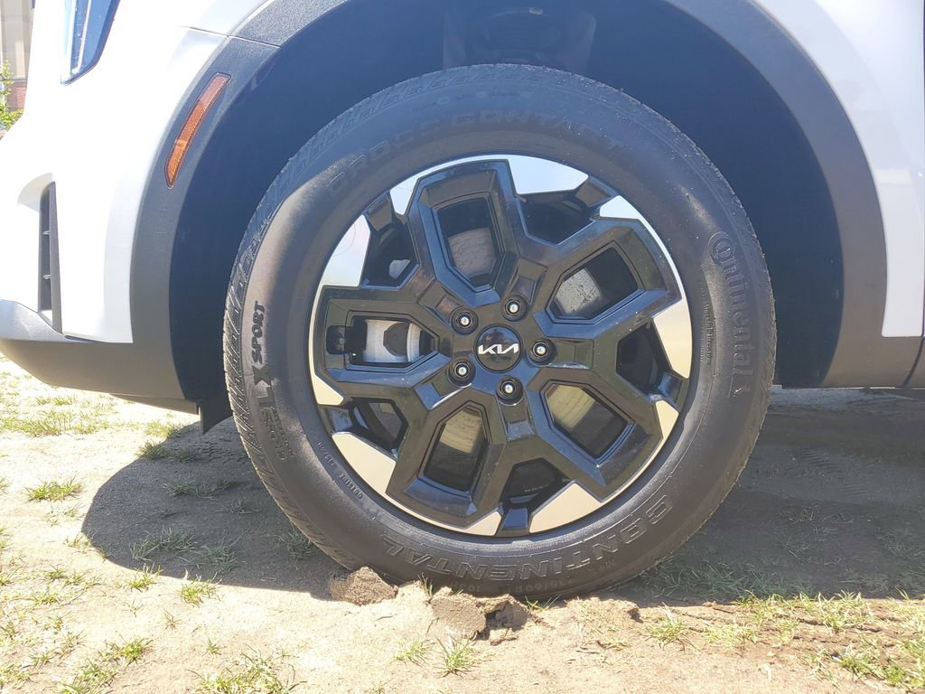 Used 2024 Kia Sorento S AWD/4WD image 7