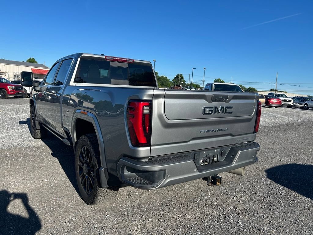 Used 2024 GMC Sierra 2500 Denali Ultimate AWD/4WD image 8