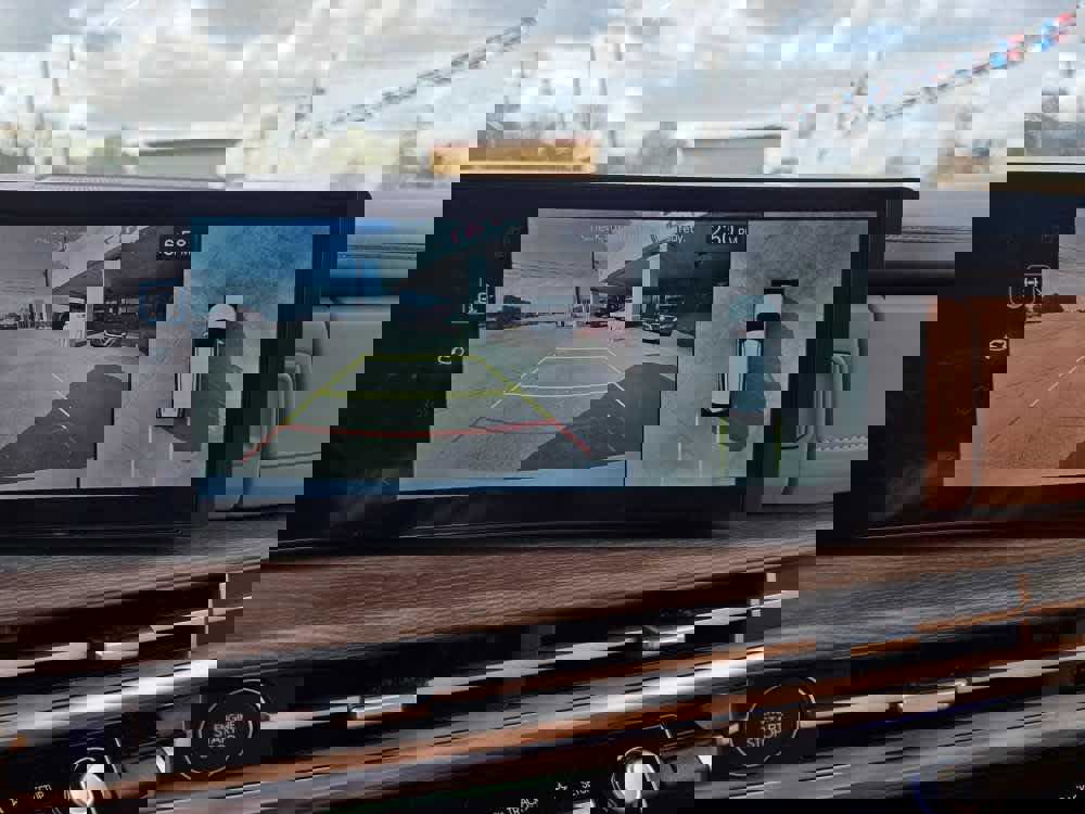 Used 2025 Hyundai Santa Fe Limited image 18