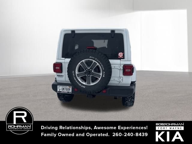 Used 2018 Jeep Wrangler Unlimited Sahara image 5