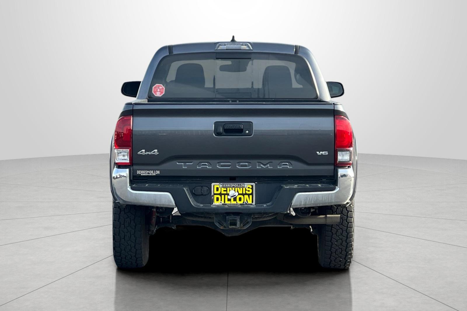 Used 2022 Toyota Tacoma SR5 image 5