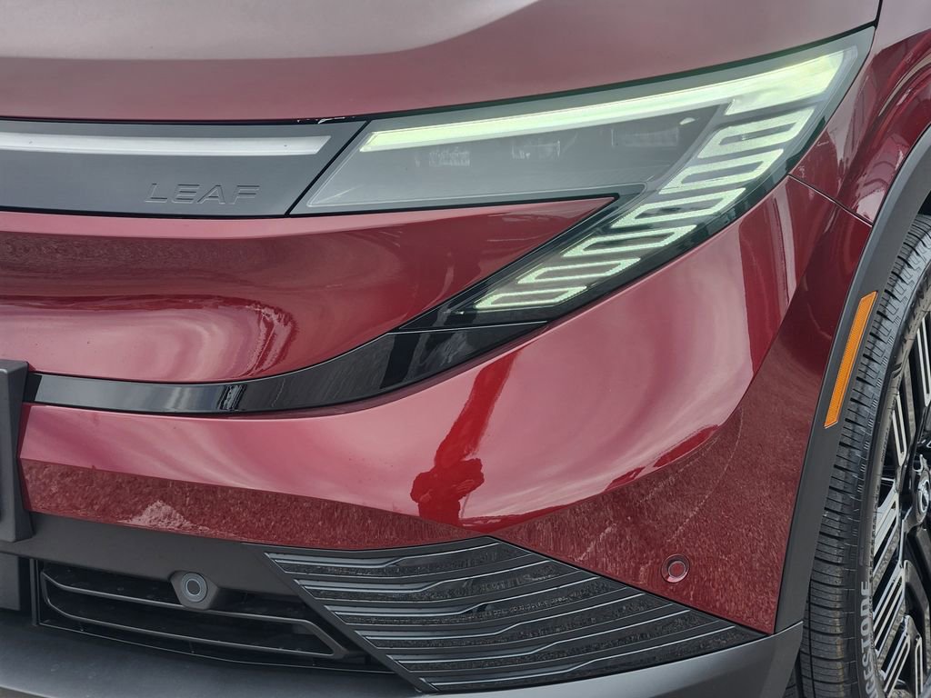 New 2026 Nissan Leaf Platinum+ w/ Cargo Package (Platinum+) image 5