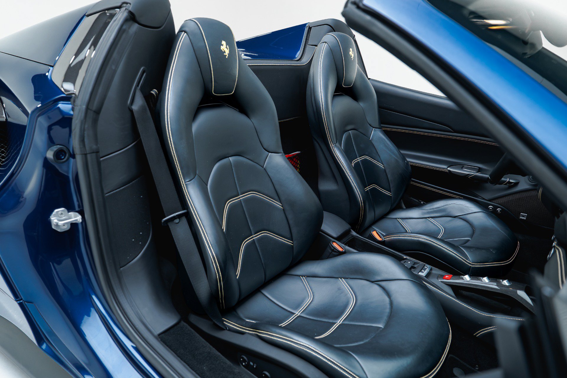 Used 2019 Ferrari 488 Spider RWD image 46