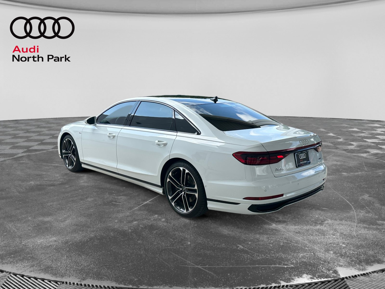 Used 2025 Audi A8 L 3.0T AWD/4WD image 3