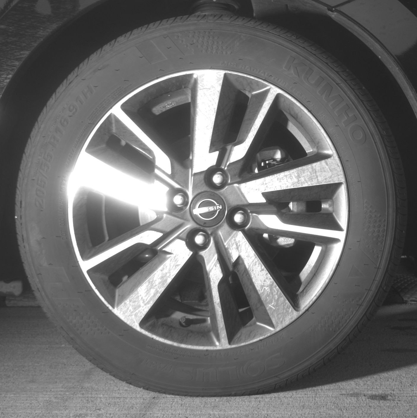 Used 2025 Nissan Versa SV image 13