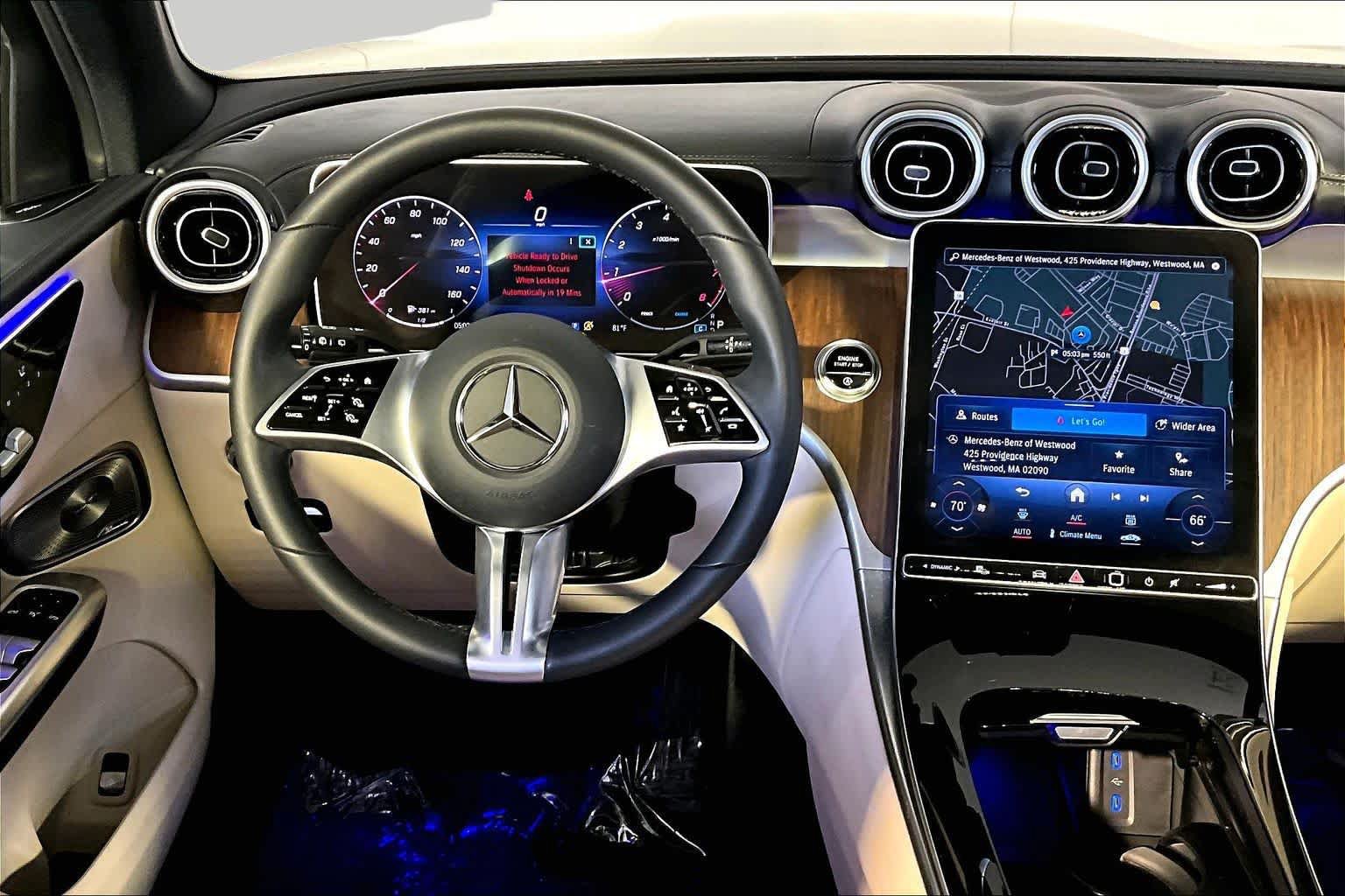 Used 2024 Mercedes-Benz GLC 300 4MATIC image 6