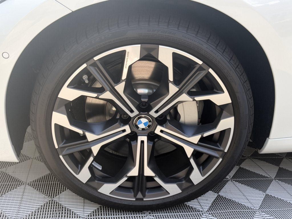 New 2026 BMW 330i xDrive Sedan w/ Premium Package AWD/4WD image 13