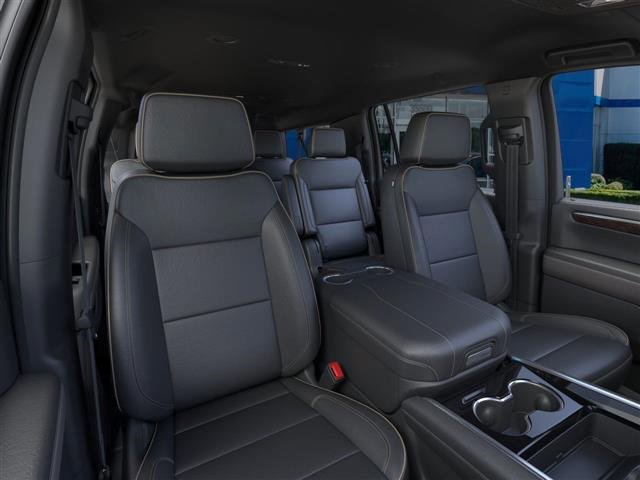 New 2025 Chevrolet Suburban Premier image 16