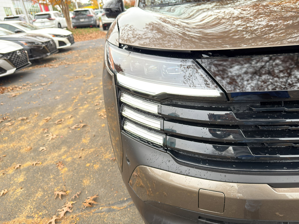 New 2026 Nissan Kicks SR w/ SR Premium Package image 10