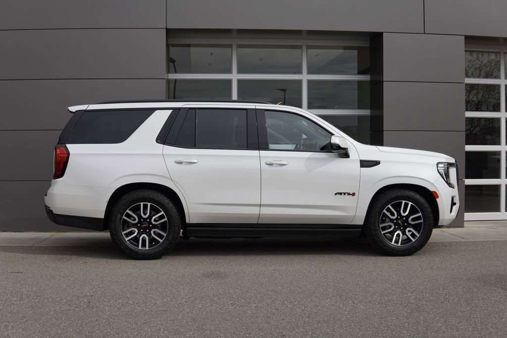 Used 2024 GMC Yukon AT4 w/ AT4 Premium Plus Package image 7