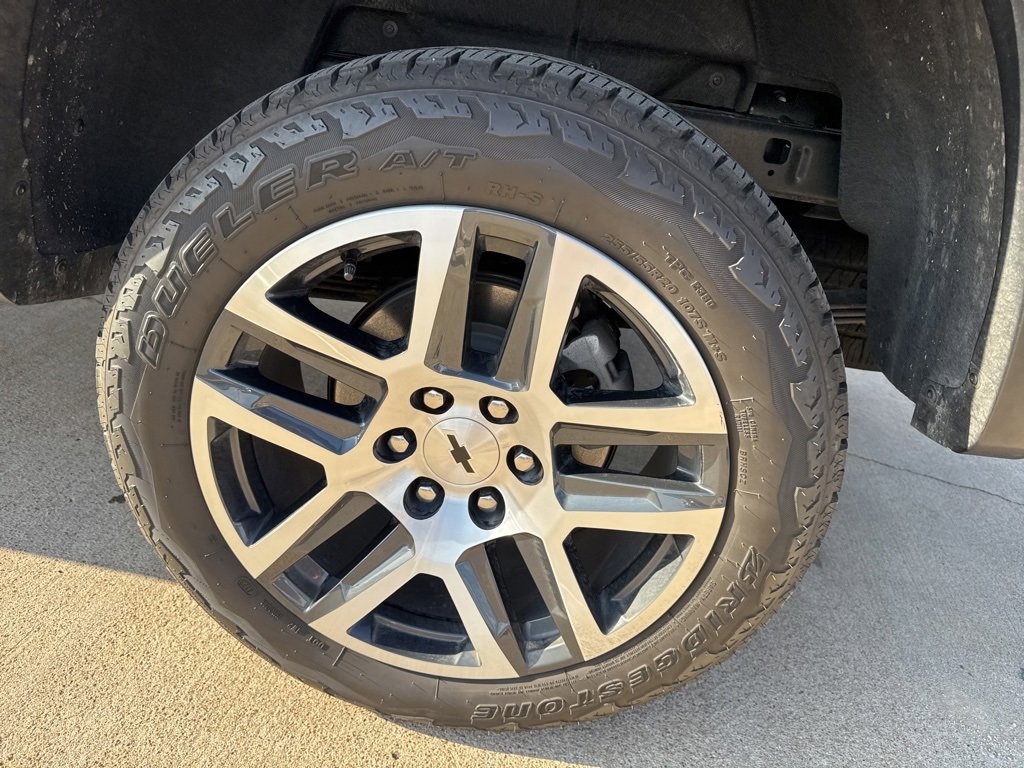 Used 2024 Chevrolet Colorado Z71 w/ Z71 Convenience Package 2 image 9