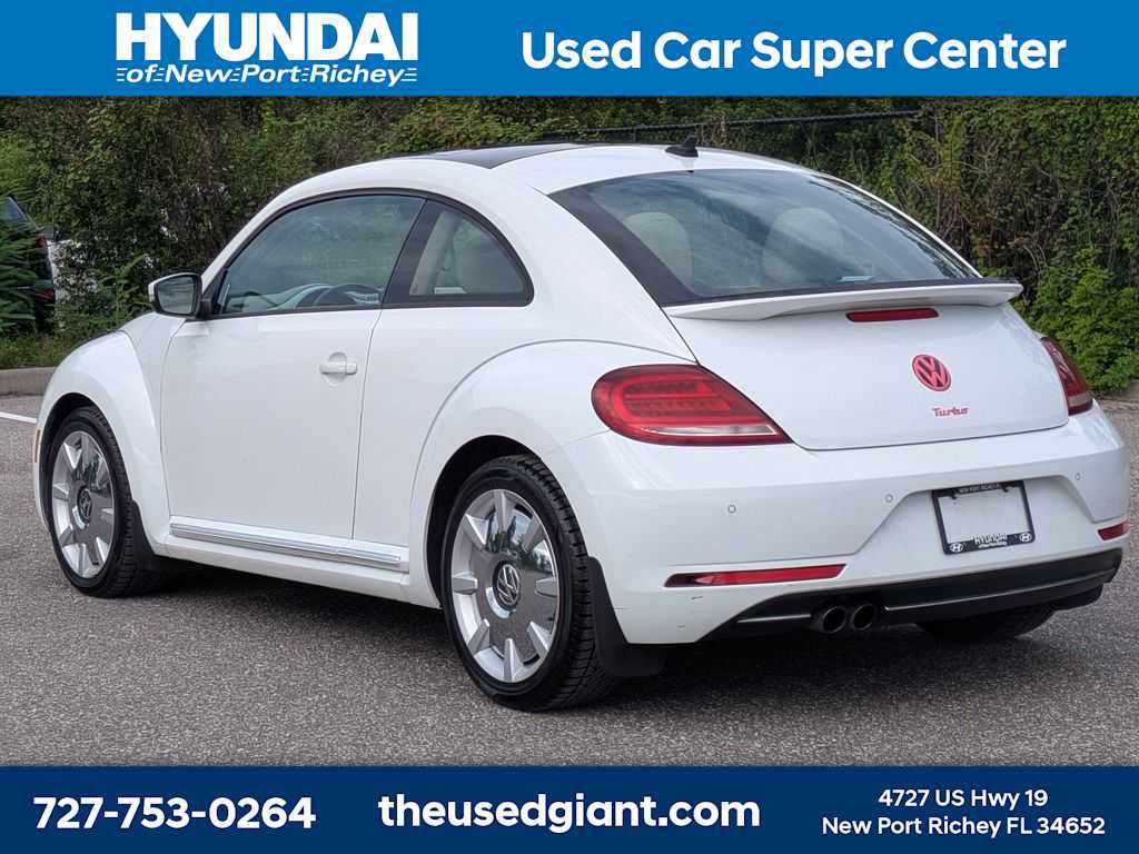 Used 2017 Volkswagen Beetle 1.8T SEL FWD image 3