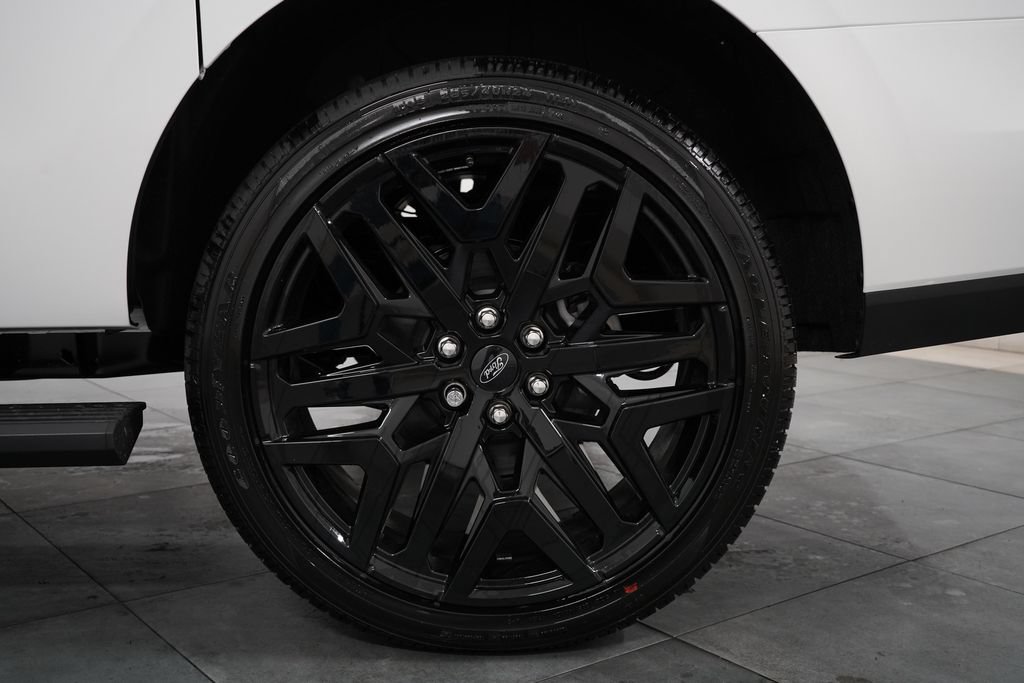 New 2026 Ford Expedition Max Platinum w/ Stealth Performance Package AWD/4WD image 34