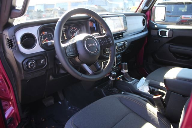 Used 2024 Jeep Wrangler Willys image 3