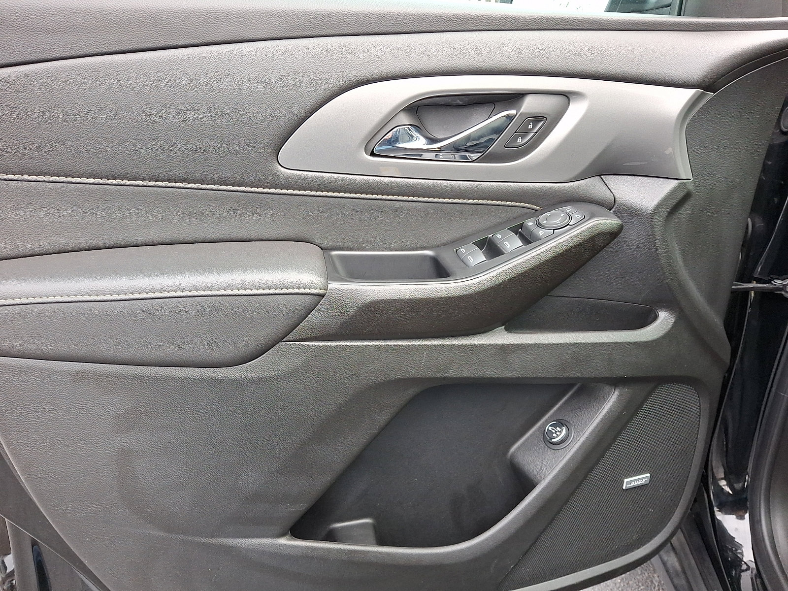 Certified 2023 Chevrolet Traverse LT w/ LT Premium Package image 15