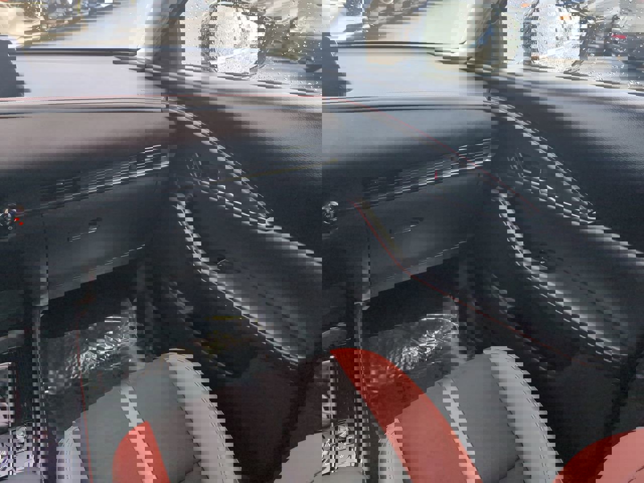 Used 2024 MAZDA CX-30 Carbon image 17