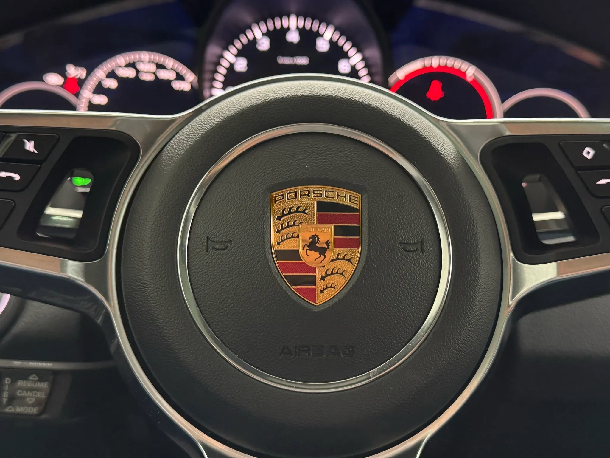 Used 2019 Porsche Cayenne AWD/4WD image 24