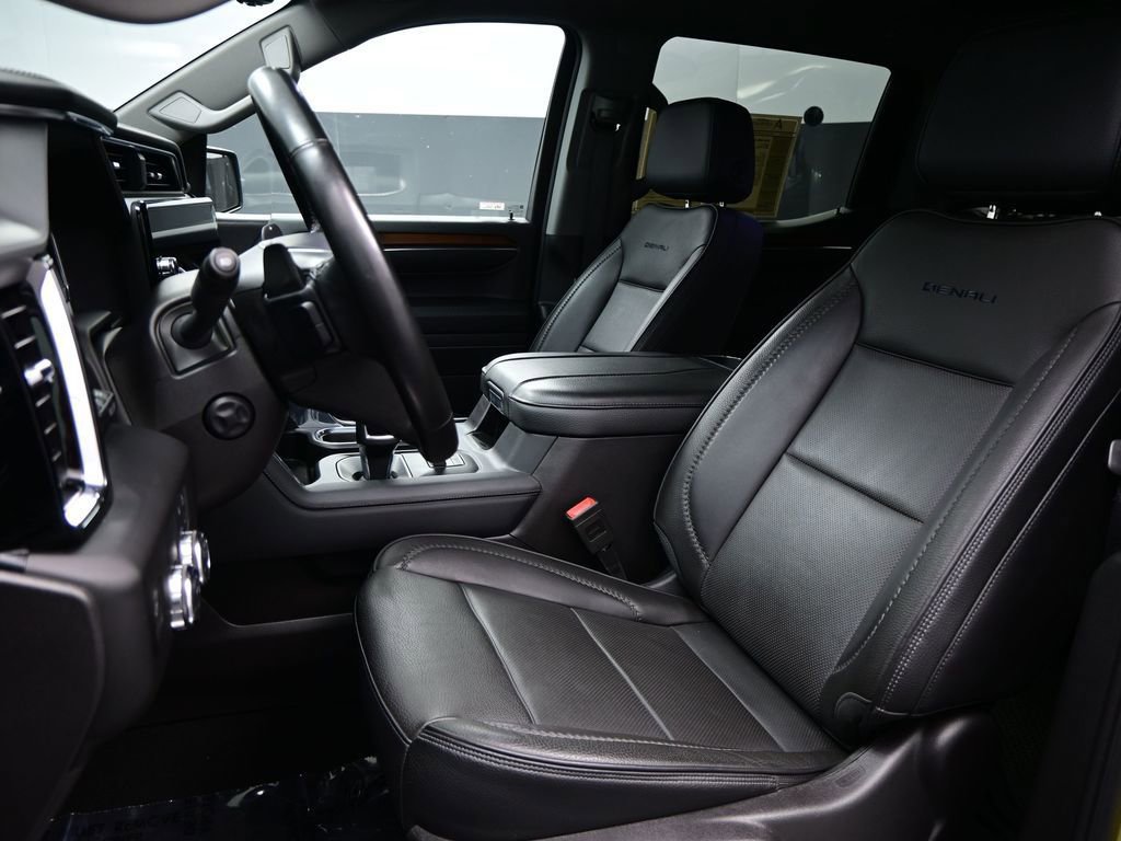 Used 2024 GMC Sierra 1500 Denali w/ Denali Reserve Package RWD image 9