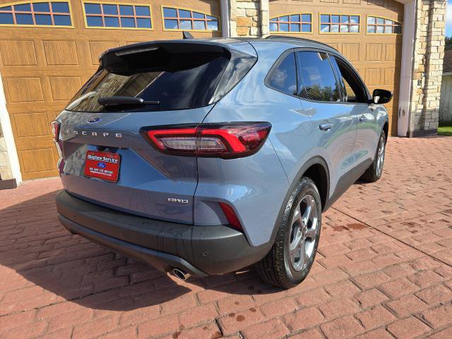 New 2026 Ford Escape ST-Line image 3