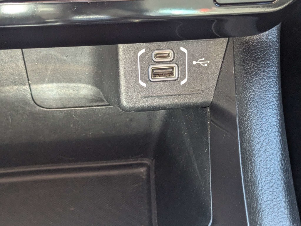 Used 2024 Jeep Compass Latitude AWD/4WD image 28