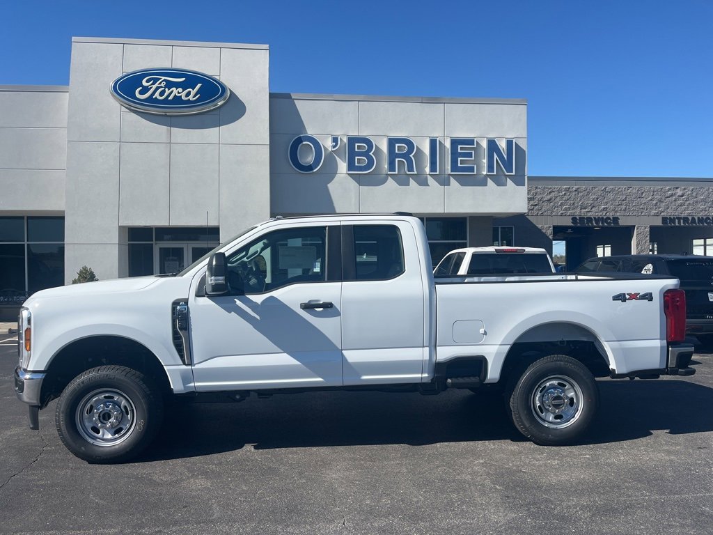 New 2026 Ford F350 XL w/ XL Chrome Package image 2