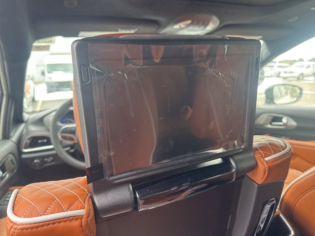 New 2026 Chrysler Pacifica Pinnacle image 31