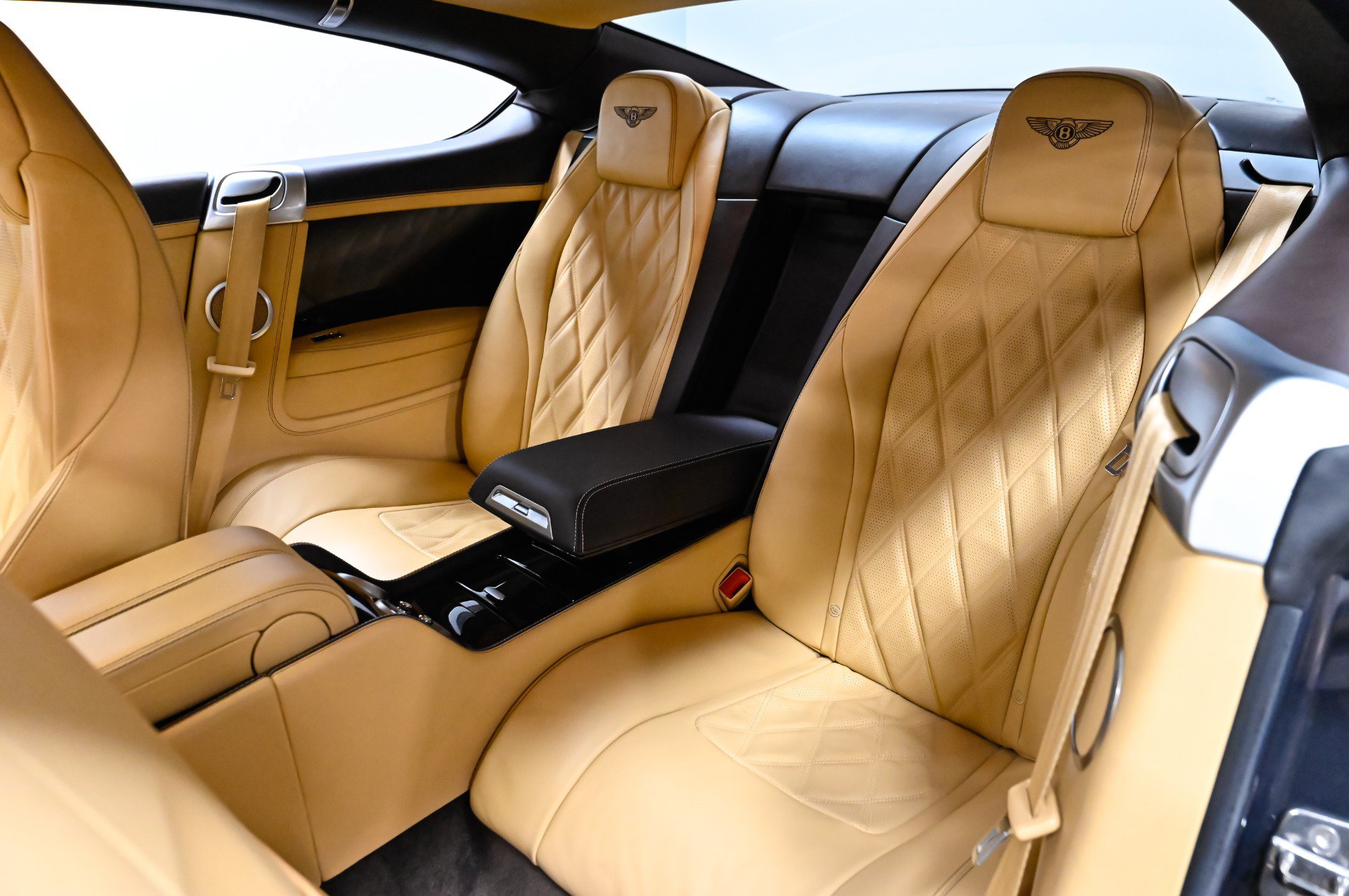 Used 2015 Bentley Continental GT AWD/4WD image 47