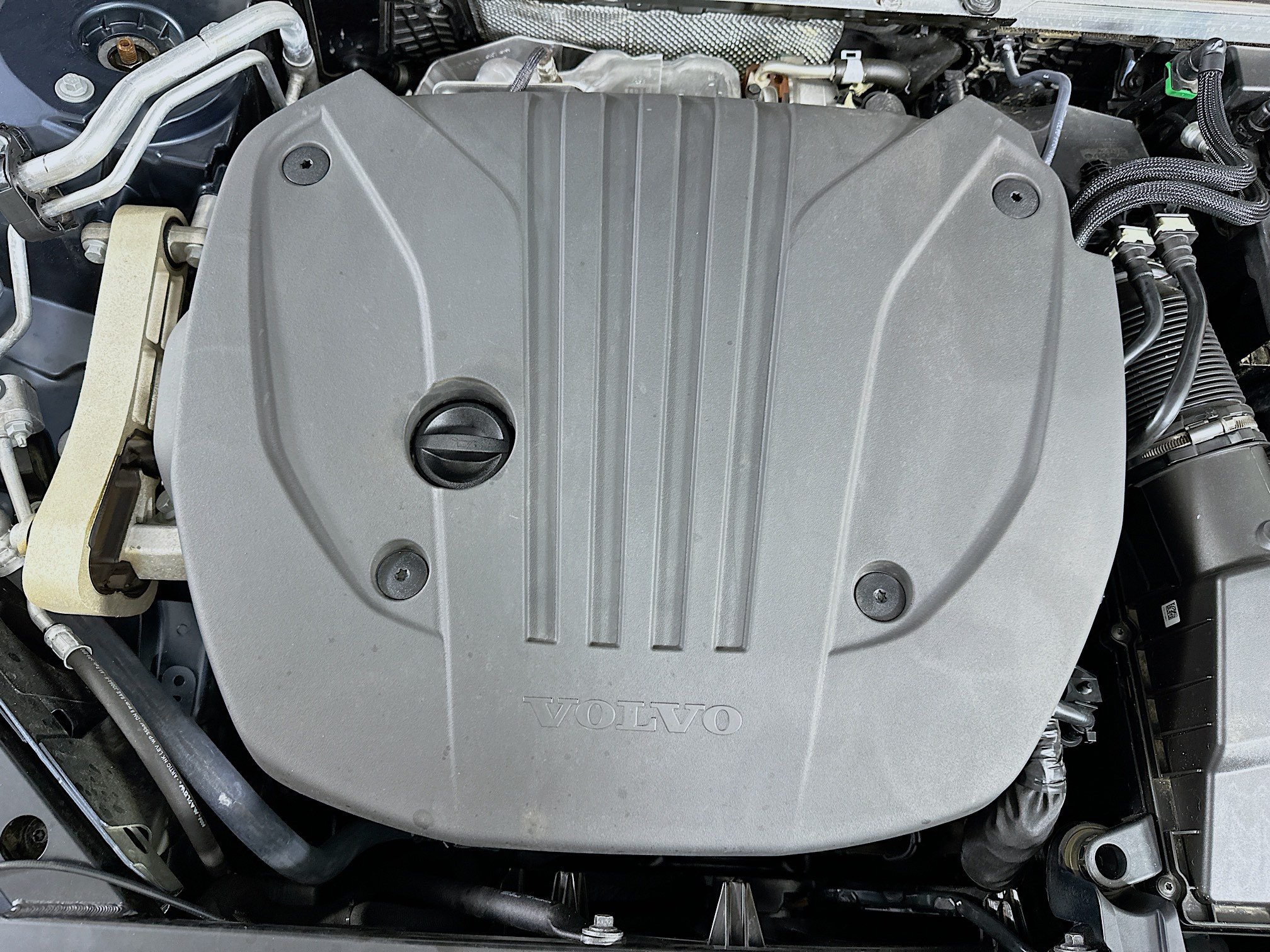 Used 2024 Volvo S60 B5 Core FWD image 32