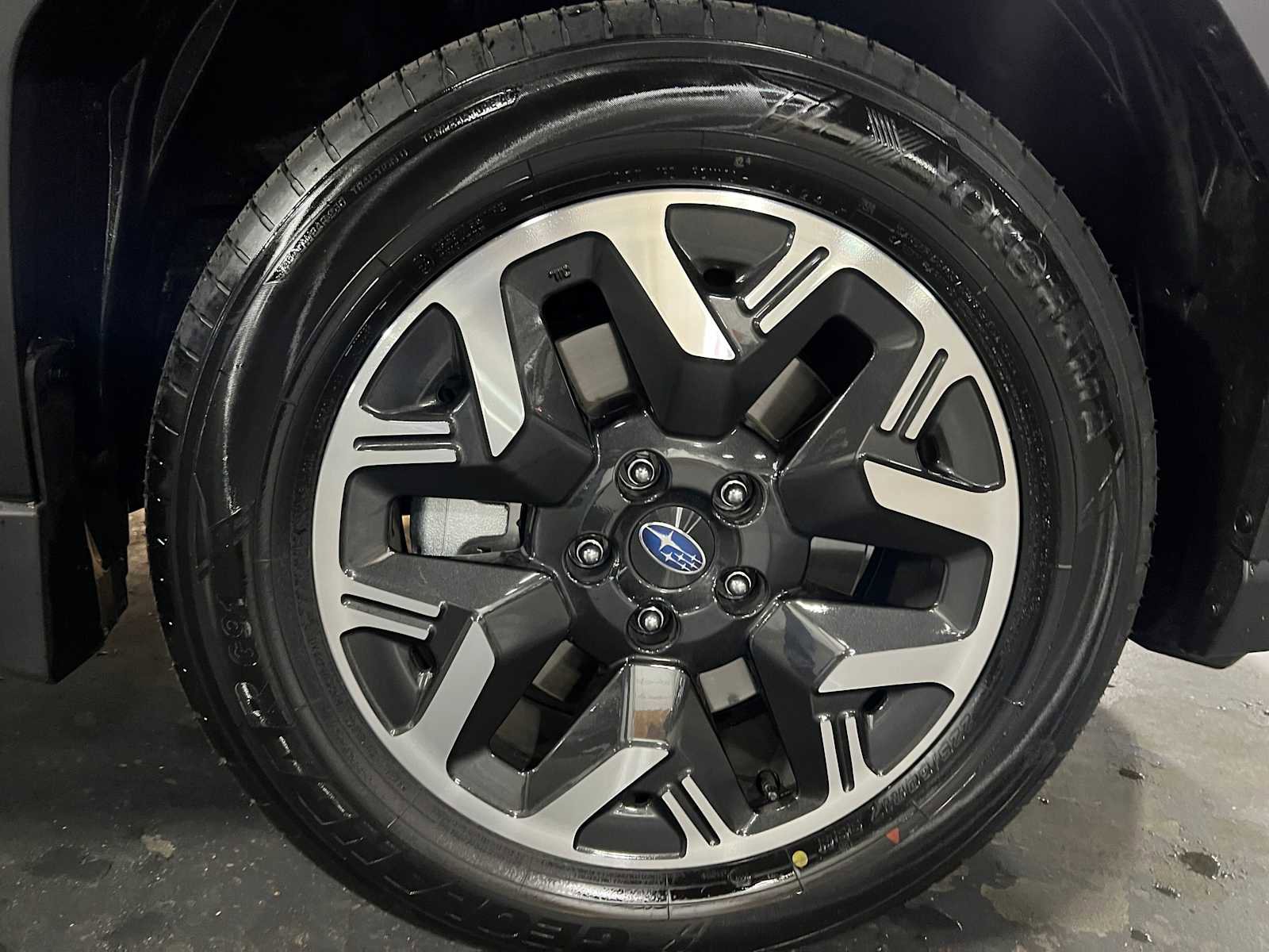 Used 2025 Subaru Forester Premium image 9