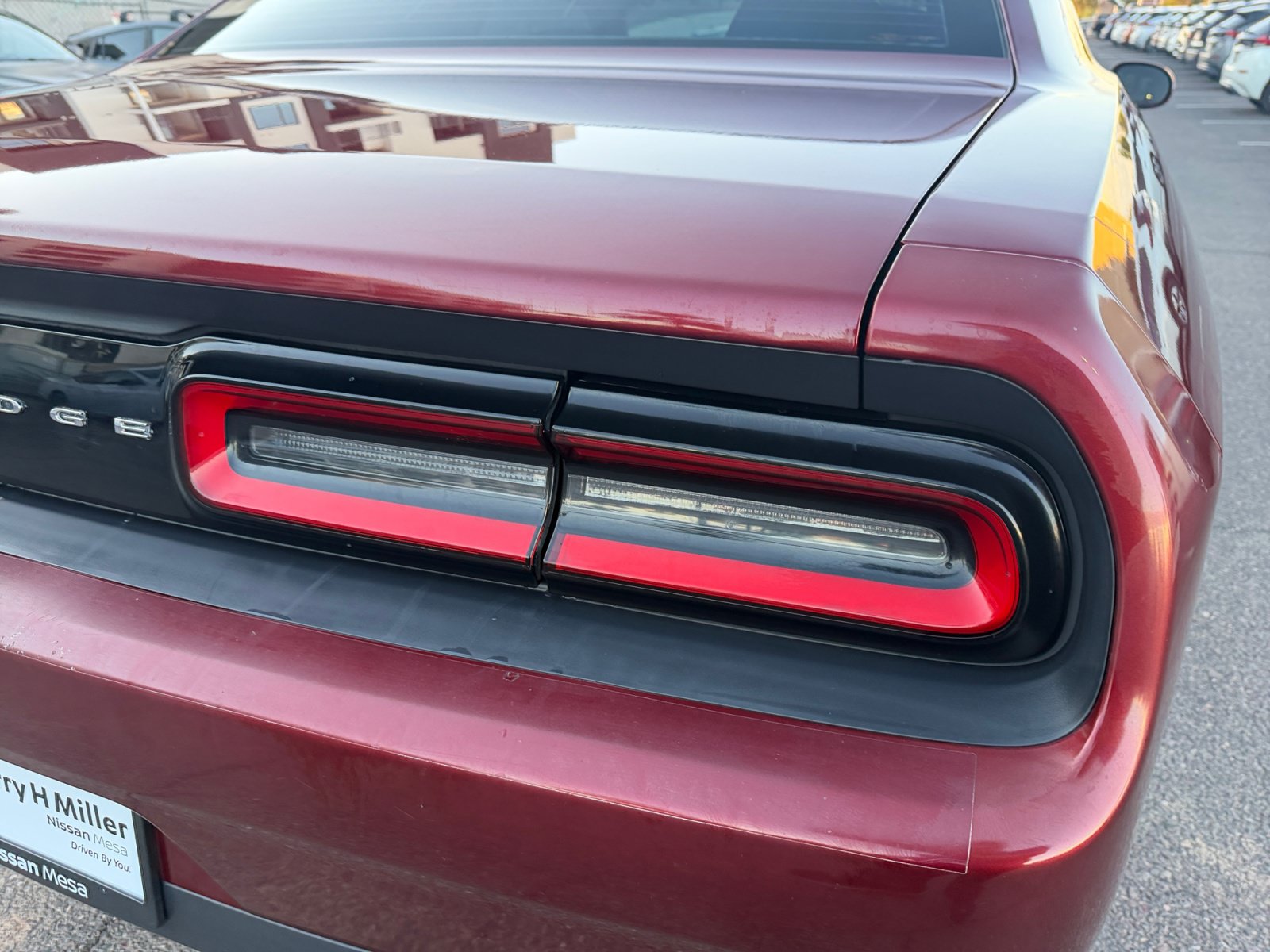 Used 2017 Dodge Challenger SXT RWD image 28