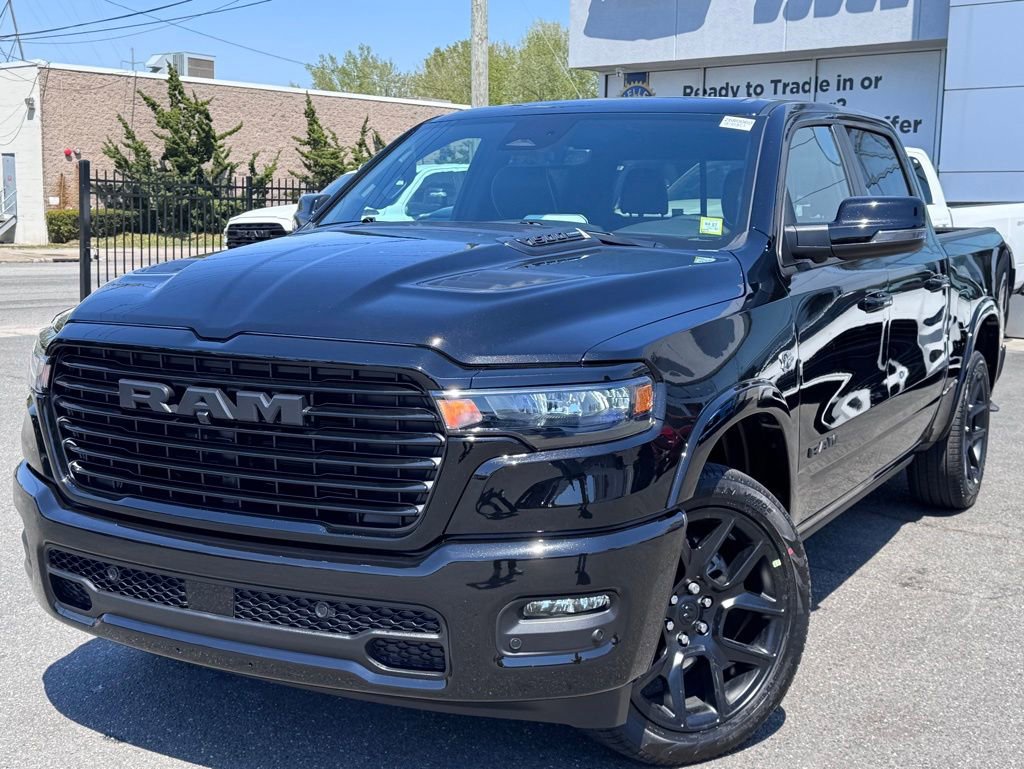 New 2026 RAM 1500 Laramie AWD/4WD image 3