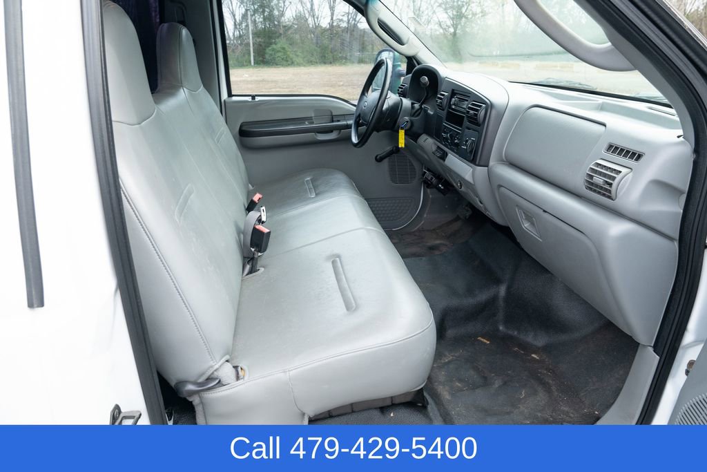 Used 2005 Ford F350 XL image 25