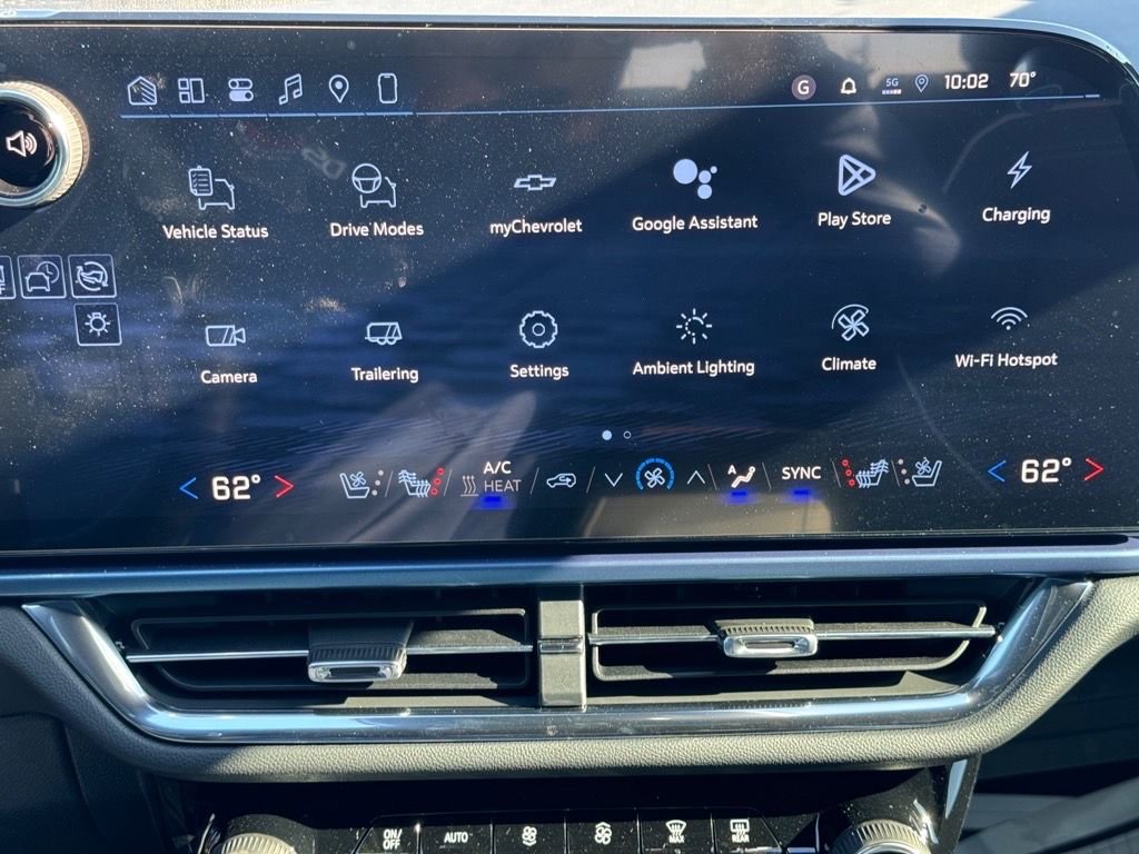 New 2026 Chevrolet Equinox EV LT w/ Convenience Package II image 17