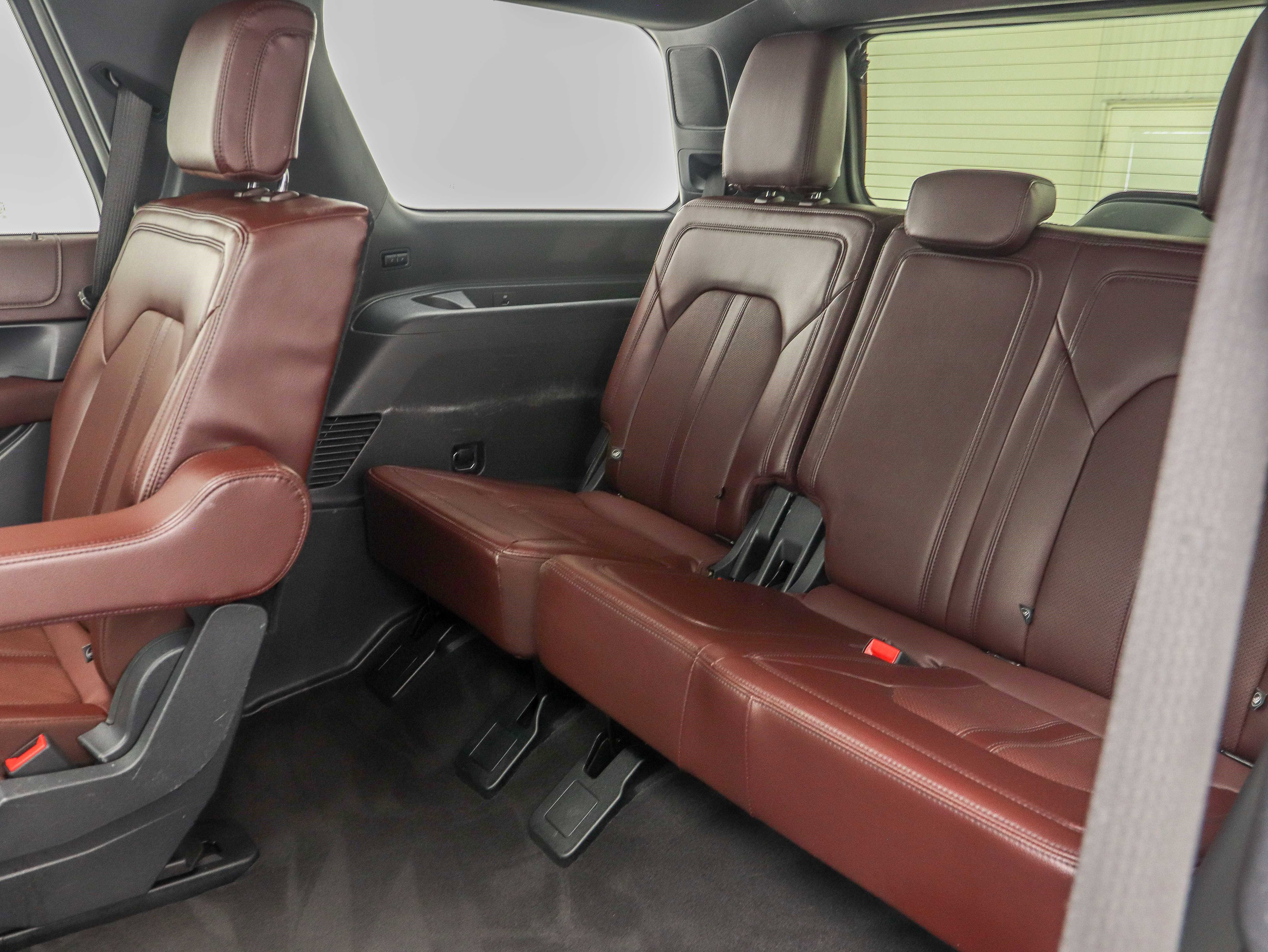 Used 2023 Ford Expedition Limited image 20