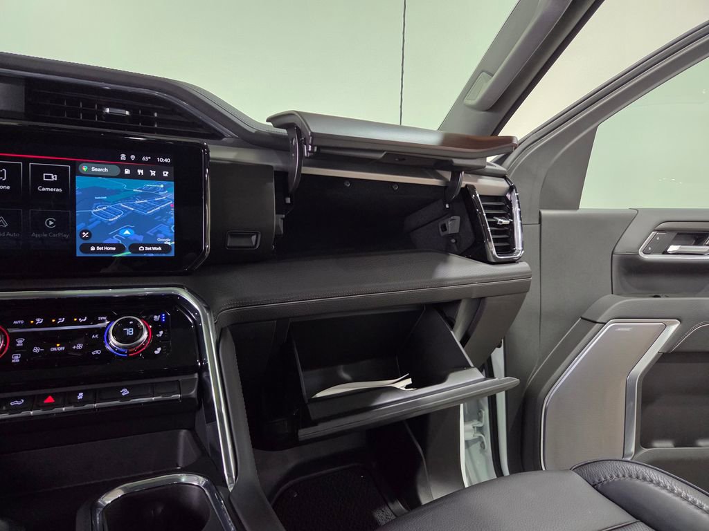 Used 2025 GMC Sierra 3500 Denali w/ Denali Reserve Package image 23