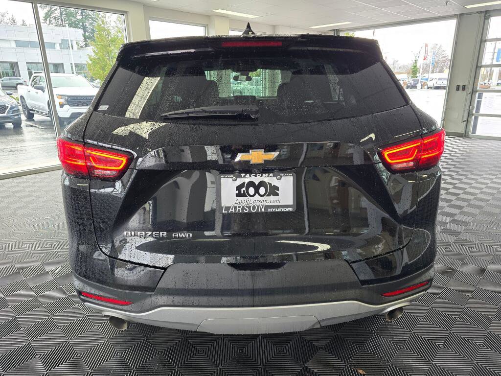 Used 2025 Chevrolet Blazer LT image 5