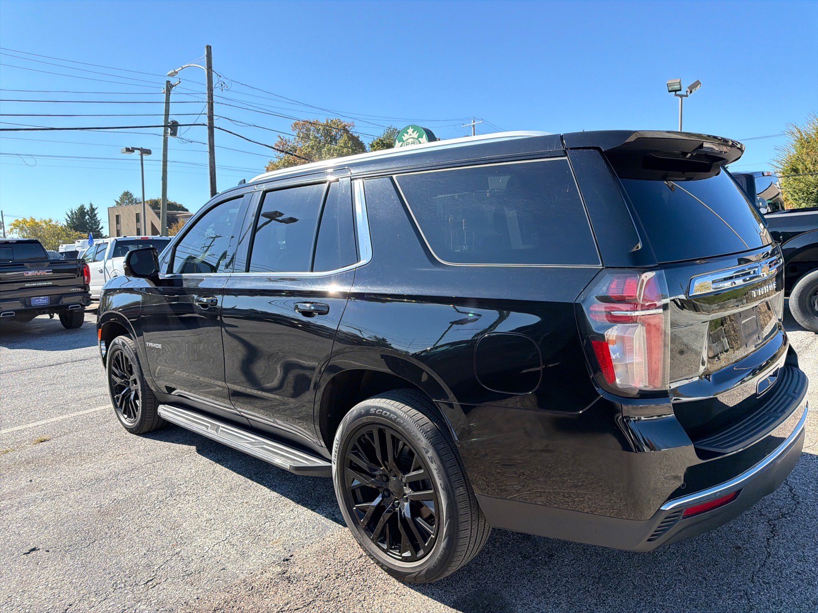 Used 2021 Chevrolet Tahoe LT w/ LT Signature Package AWD/4WD image 8