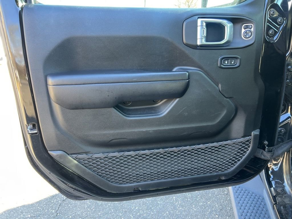 Used 2021 Jeep Wrangler Unlimited Sport image 17