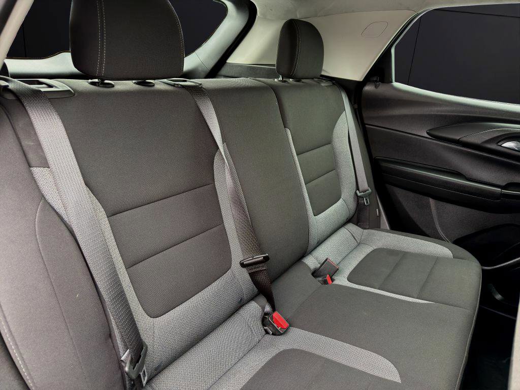 Used 2021 Chevrolet TrailBlazer LS image 20