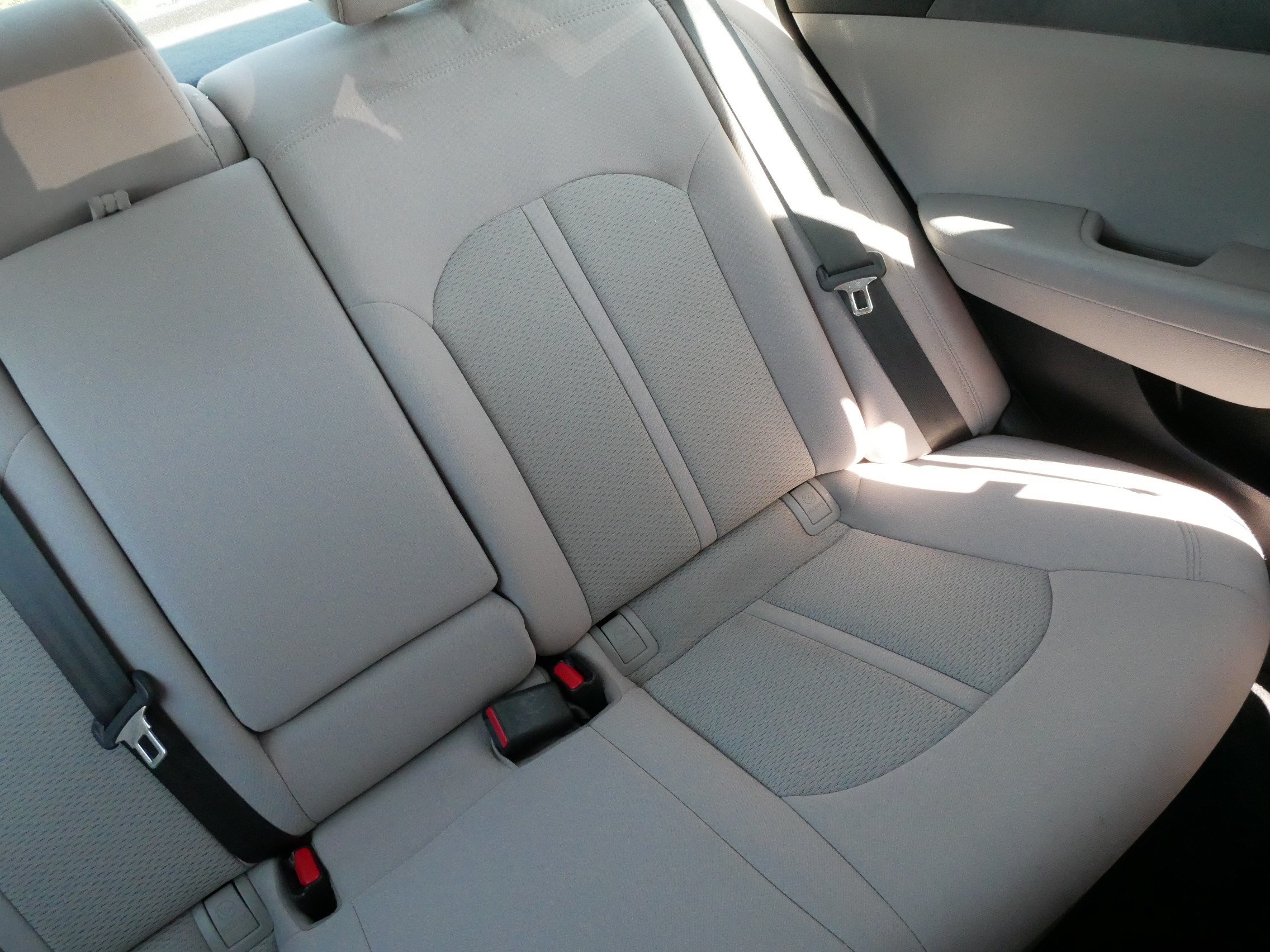 Used 2016 Hyundai Sonata SE FWD image 14