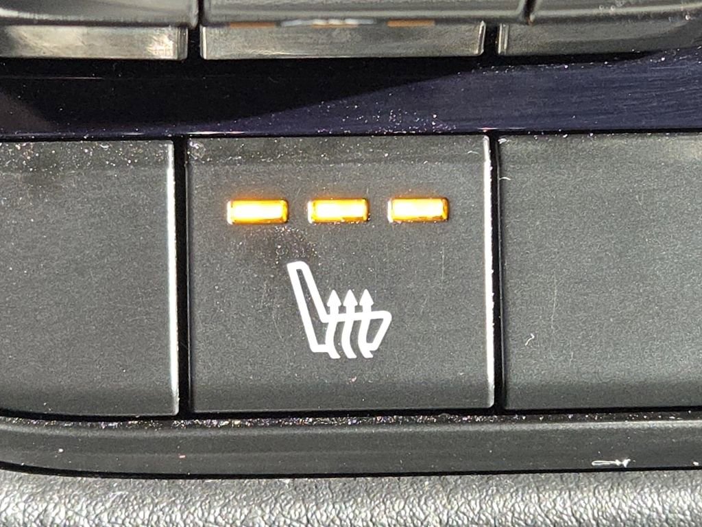 Certified 2025 MAZDA CX-90 3.3 Turbo w/ Preferred Package image 7