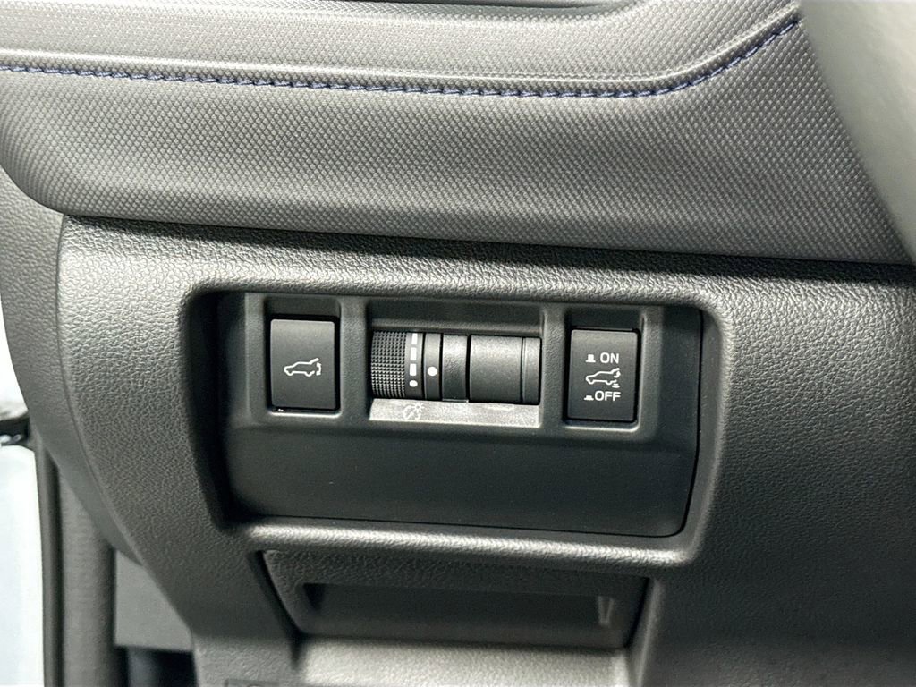 Certified 2025 Subaru Forester Premium image 6