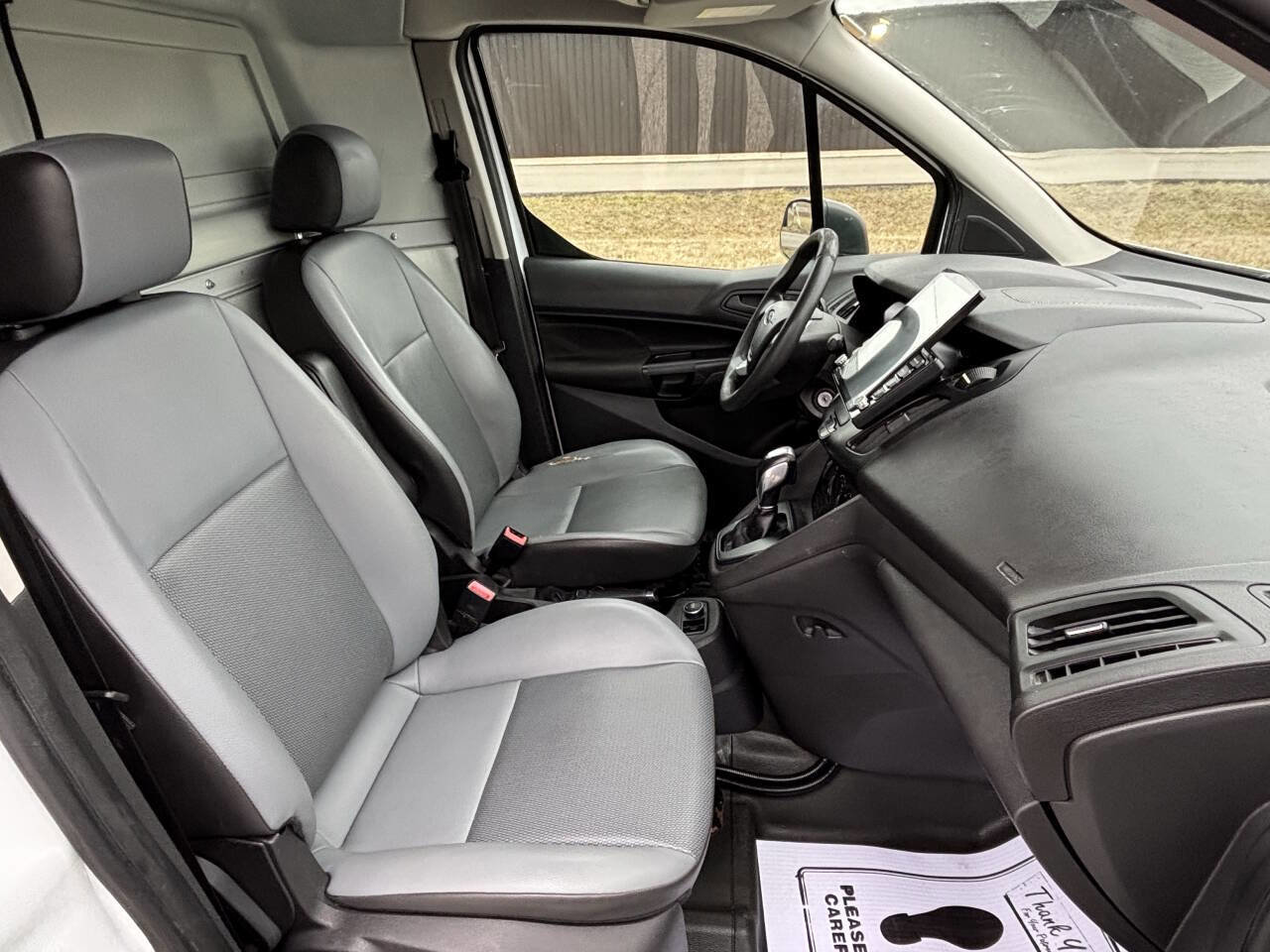 Used 2015 Ford Transit Connect XL image 7