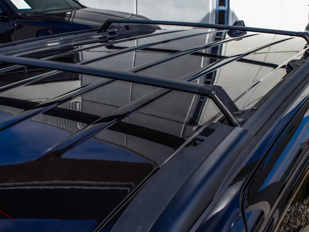 Used 2022 Chrysler Pacifica Touring-L w/ Uconnect Theater Family Group image 49