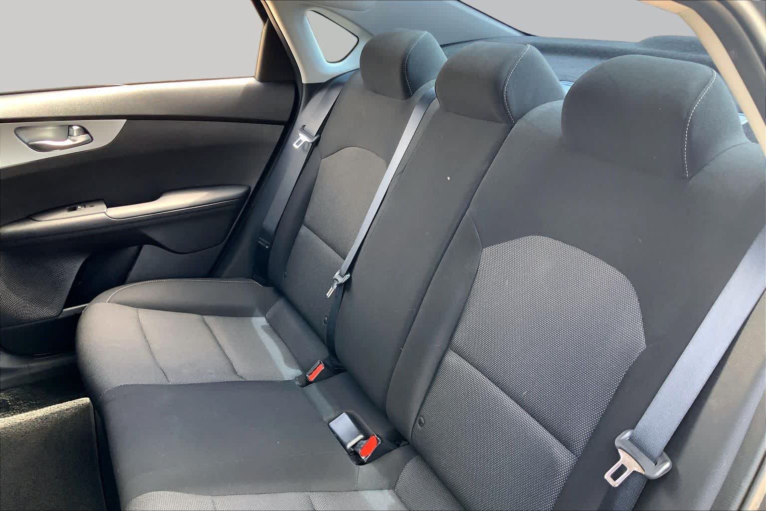 Certified 2023 Kia Forte LXS w/ LXS Technology Package FWD image 21
