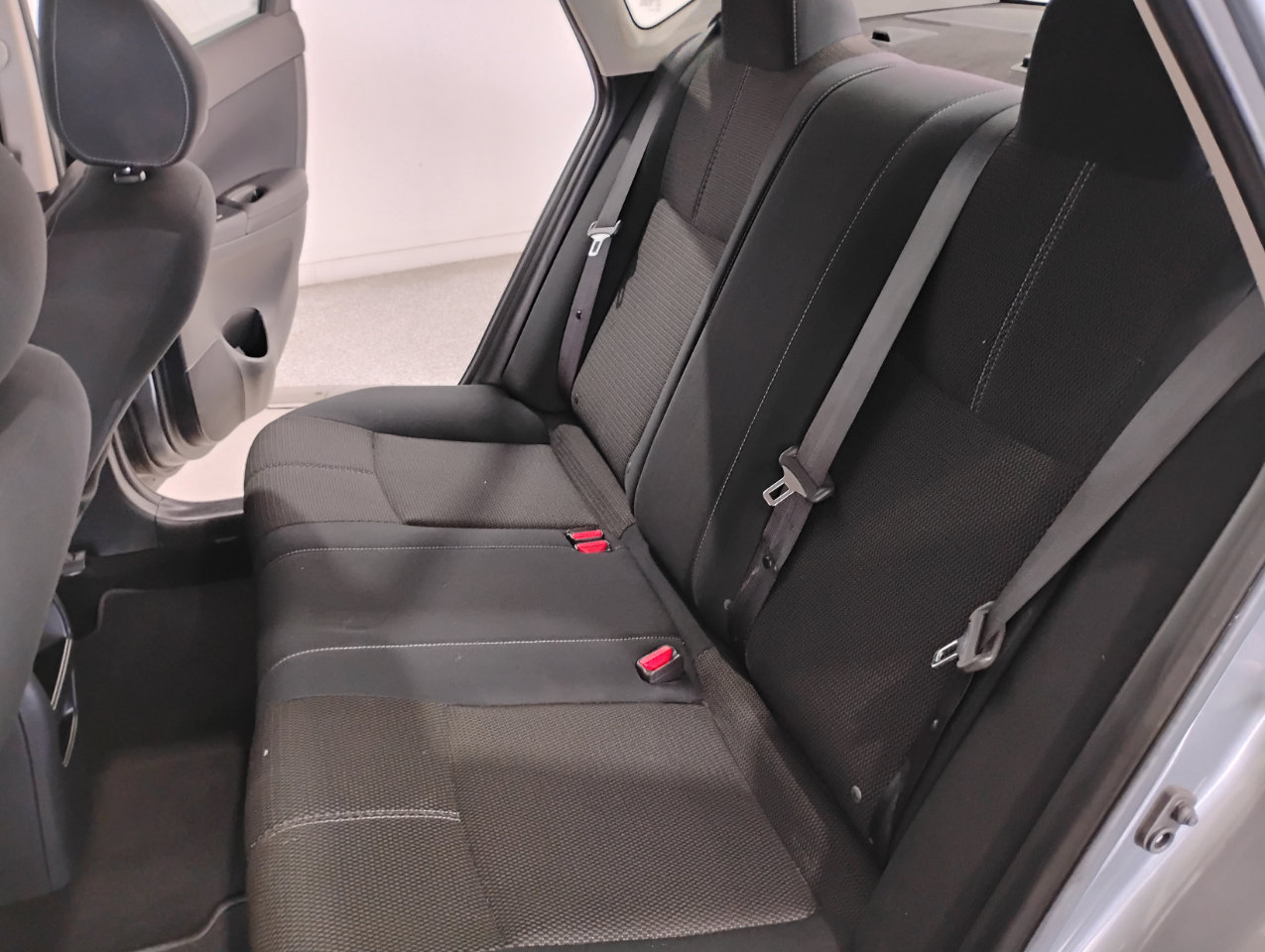 Used 2017 Nissan Sentra S image 10