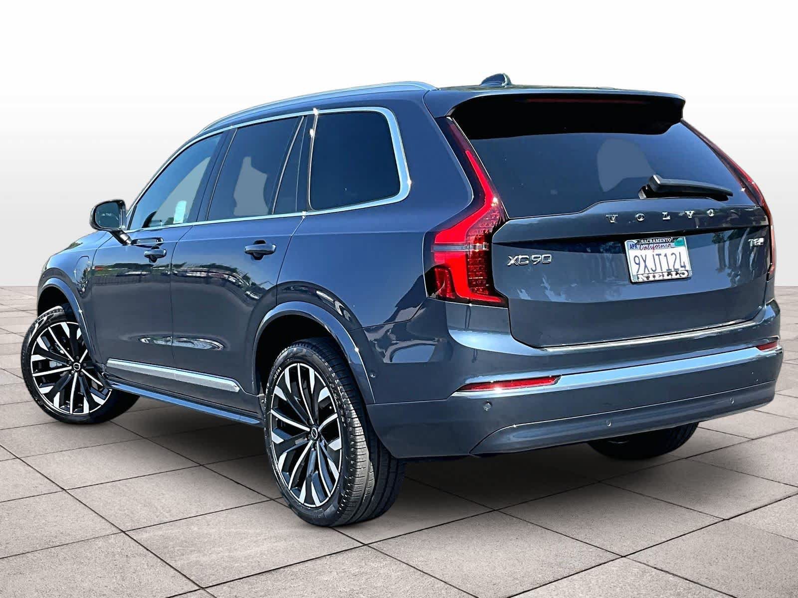 Used 2026 Volvo XC90 T8 Plus w/ Protection Package Premier AWD/4WD image 15