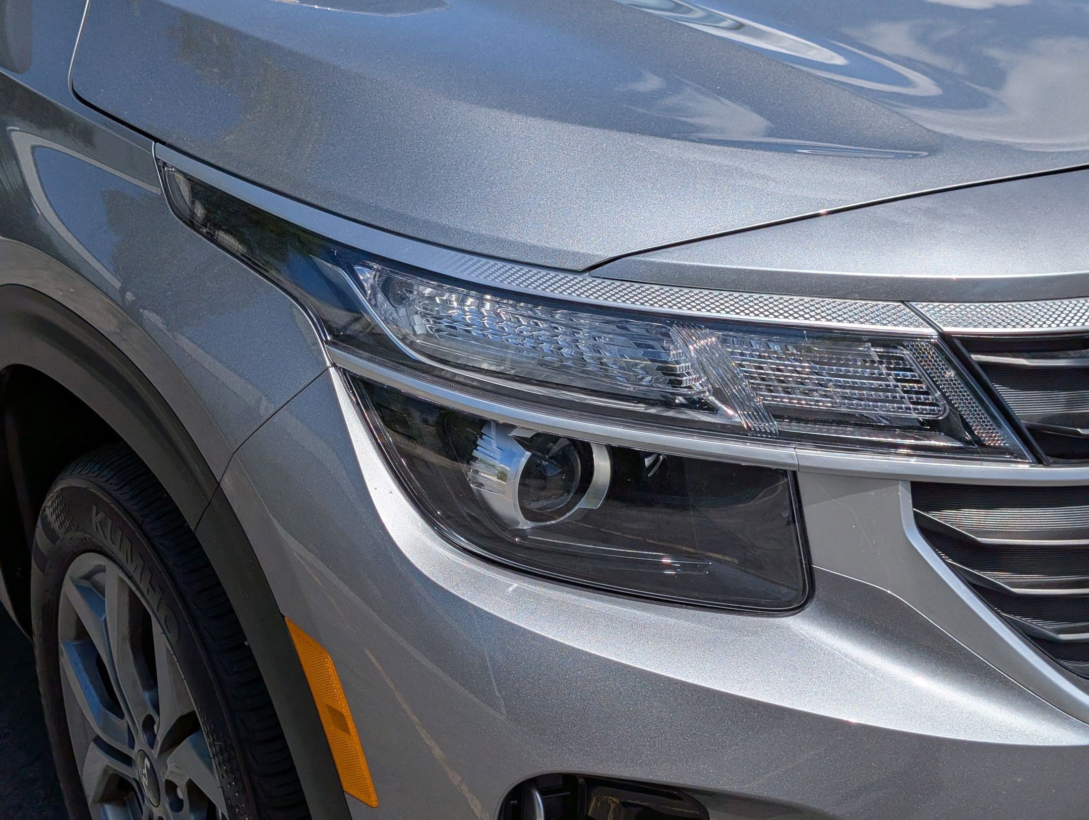 Certified 2025 Kia Seltos LX AWD/4WD image 10
