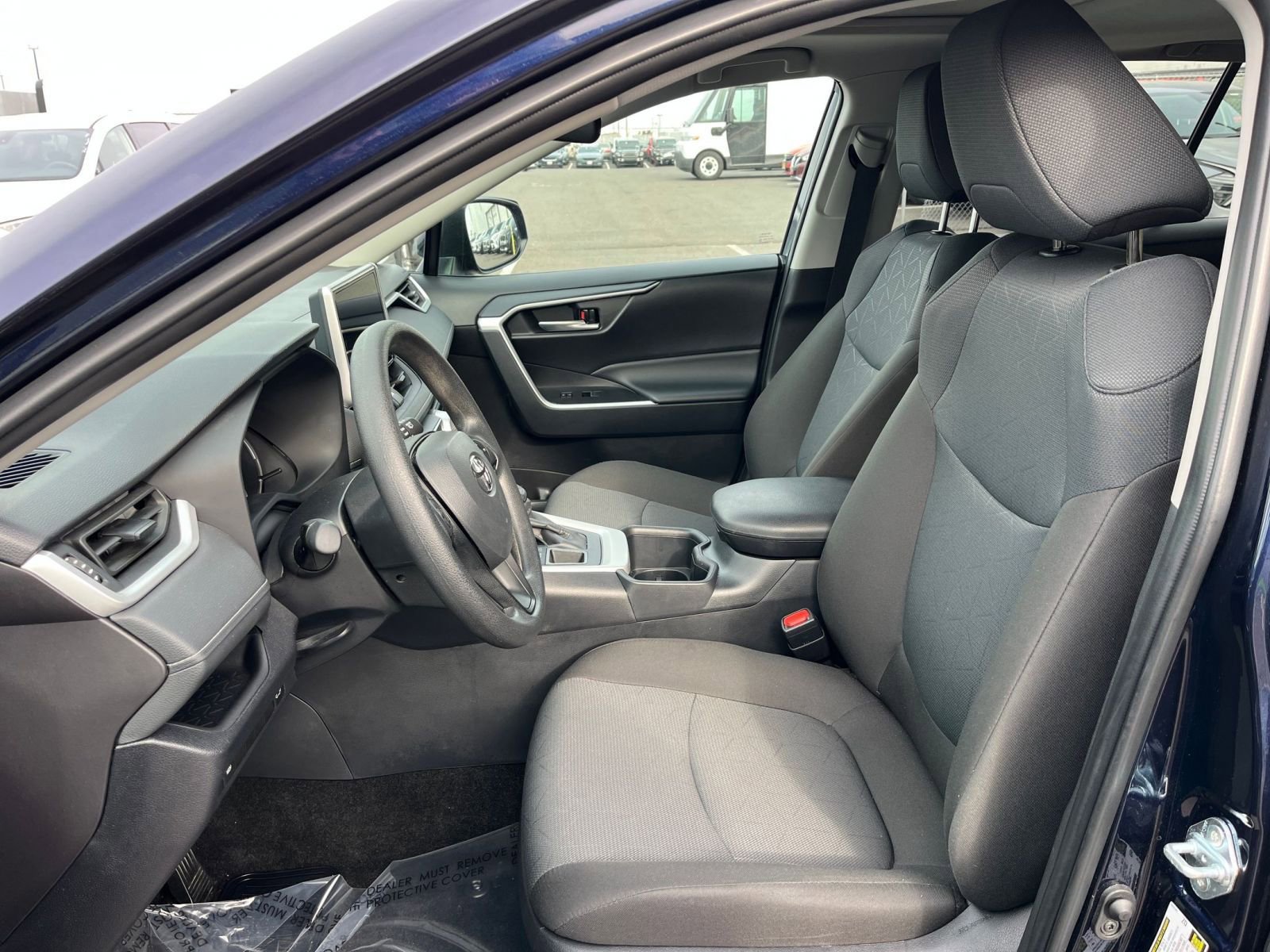 Used 2025 Toyota RAV4 XLE image 36